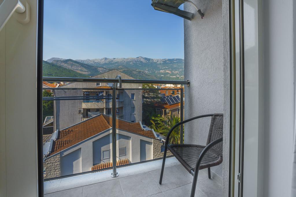 Apartments Lora Bokeljske Brigade Budva Exterior foto