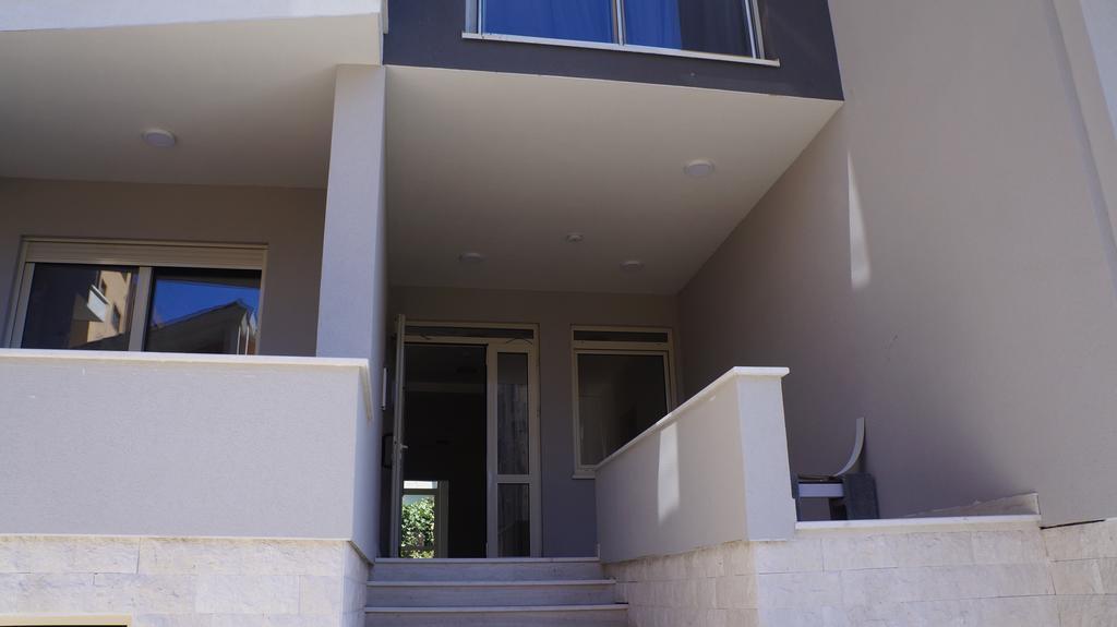 Apartments Lora Bokeljske Brigade Budva Exterior foto